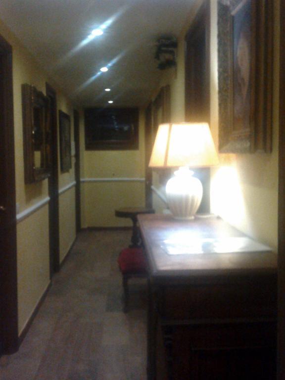 Pitagora House Bed & Breakfast โรม ภายนอก รูปภาพ