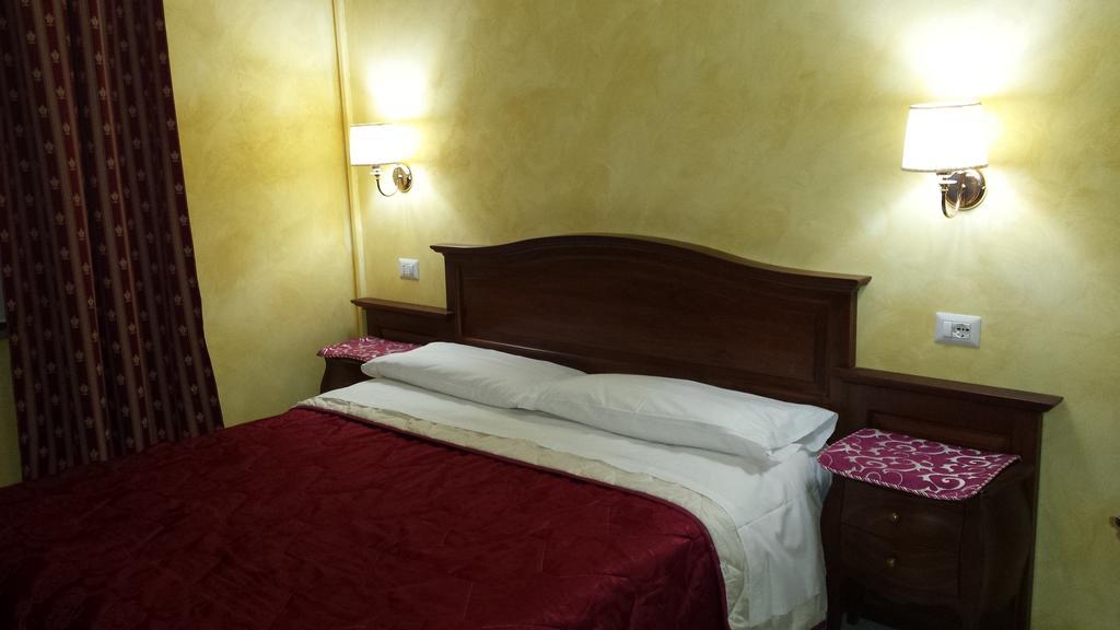 Pitagora House Bed & Breakfast โรม ภายนอก รูปภาพ