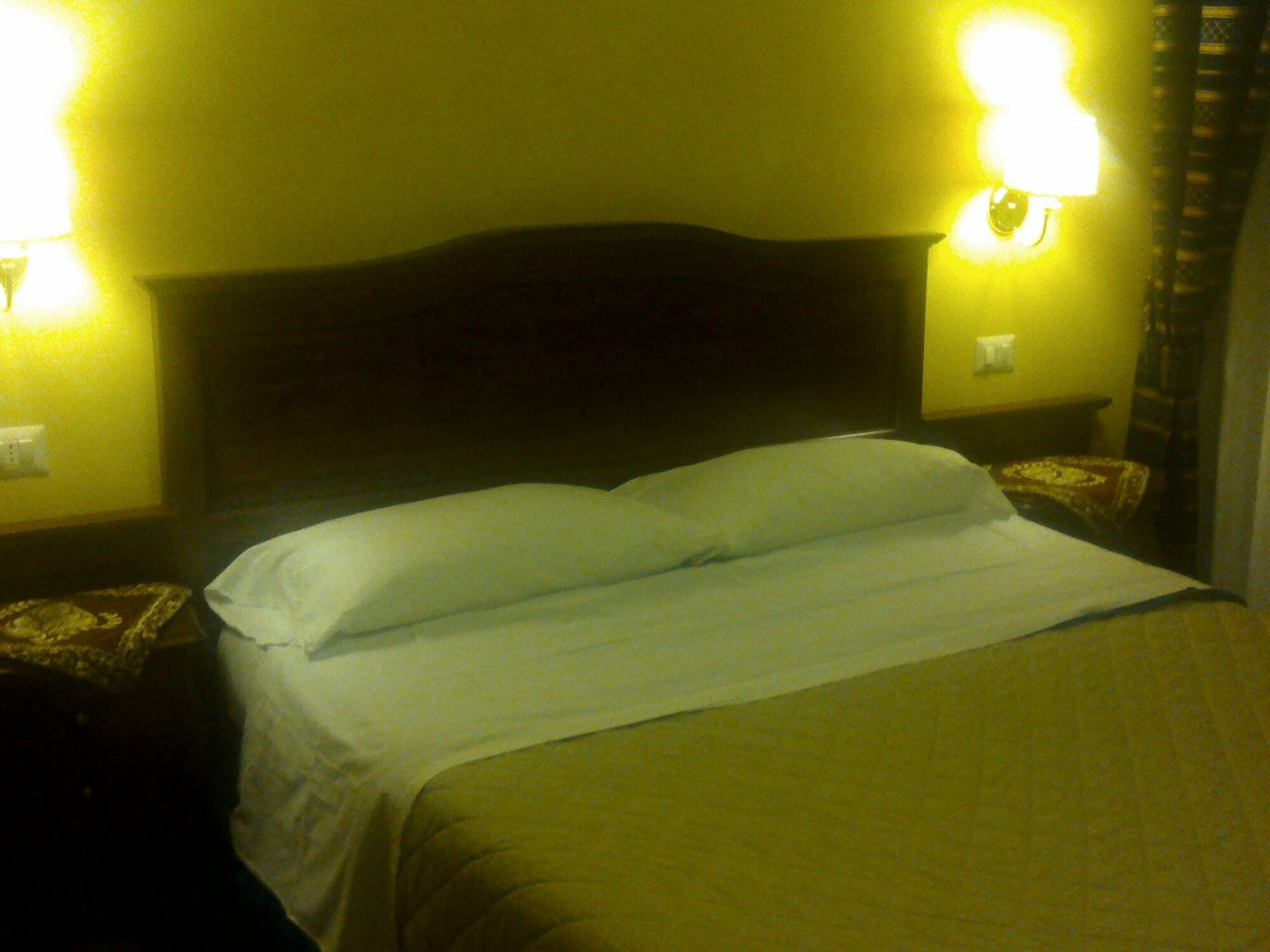 Pitagora House Bed & Breakfast โรม ภายนอก รูปภาพ
