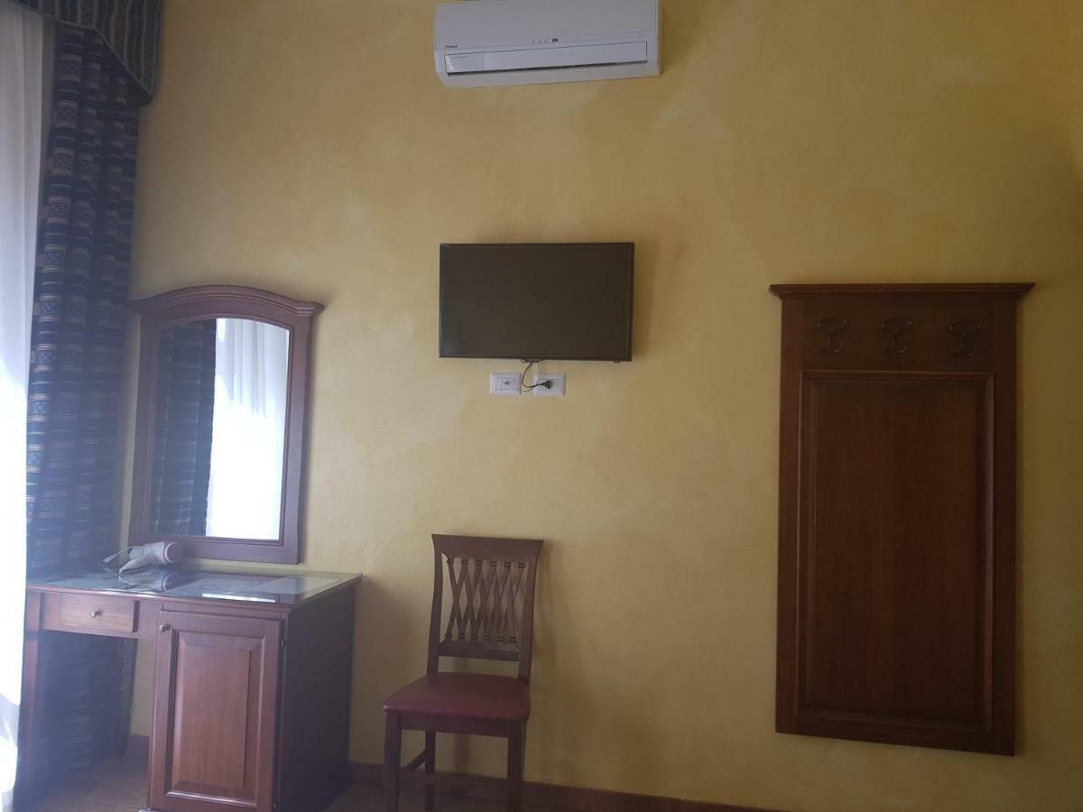Pitagora House Bed & Breakfast โรม ภายนอก รูปภาพ